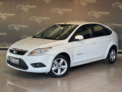 Ford Focus 1.6 S/SE/SE Plus Flex 8V/16V  5p