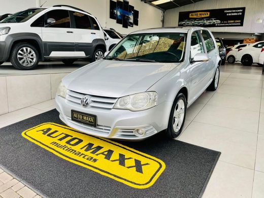 VolksWagen Golf 1.6 Mi Total Flex 8V 4p
