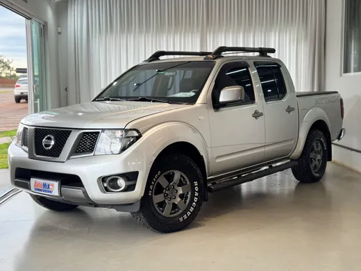 Nissan Frontier SV AT. CD 4x4 2.5 TB Dies. Aut.