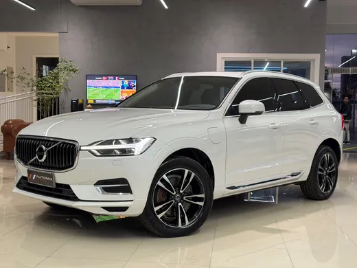 Volvo XC 60 T-8 MOMENTUM 2.0 (Híbrido)