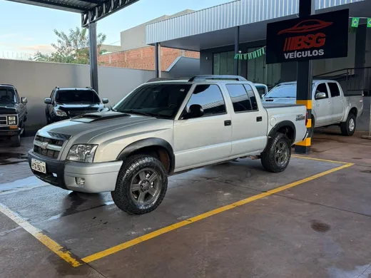 Chevrolet S10 P-Up Tornado 2.8 TDI 4x2/4x4 CD Dies