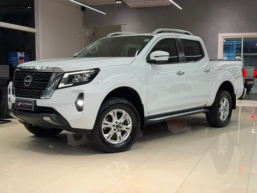Nissan Frontier XE CD 4x4 2.3 Bi-TB Diesel Aut.