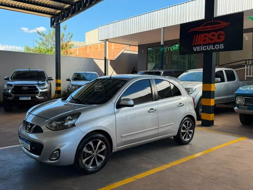 Nissan MARCH SL 1.6 16V Flex Fuel 5p