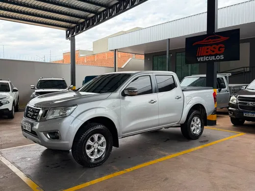 Nissan Frontier SE CD 4x4 2.3 Bi-TB Diesel Aut.