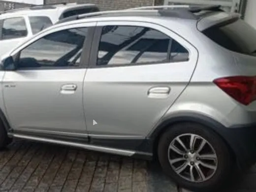 Chevrolet ONIX HATCH ACTIV 1.4 8V Flex 5p Mec.