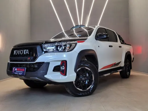 Toyota Hilux CD GR-S 4x4 2.8 TDI Dies. Aut.