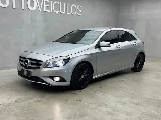 Mercedes Classe A 200 1.6 TB 16V Style 156cv Aut.