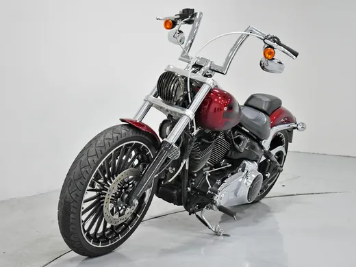 Harley SOFTAIL BREAKOUT FXSB