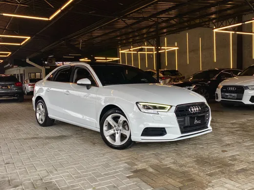 Audi A3 Sedan Prestige Plus 1.4 TFSI Flex Tip