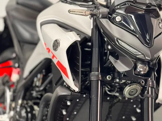 YAMAHA MT-03 321/ABS