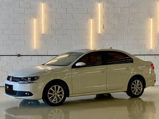 VolksWagen JETTA Comfortline 2.0 T.Flex 8V 4p Tipt.