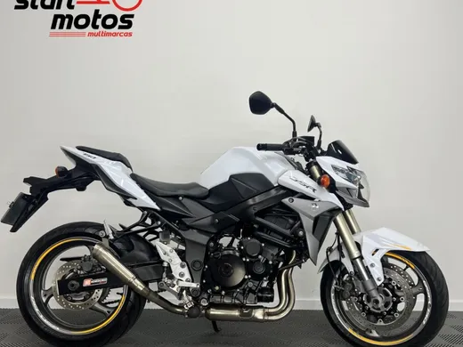 SUZUKI GSR 750