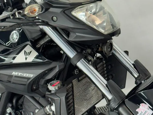 YAMAHA MT-03 321/ABS