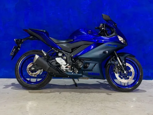 YAMAHA YZF R-3 321/ABS