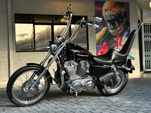 Harley XL 883 CUSTOM