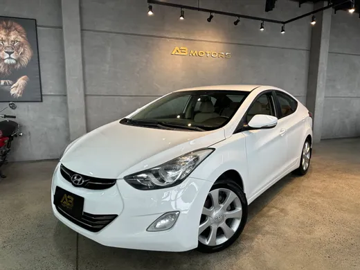 Hyundai Elantra GLS 1.8 16V Aut.