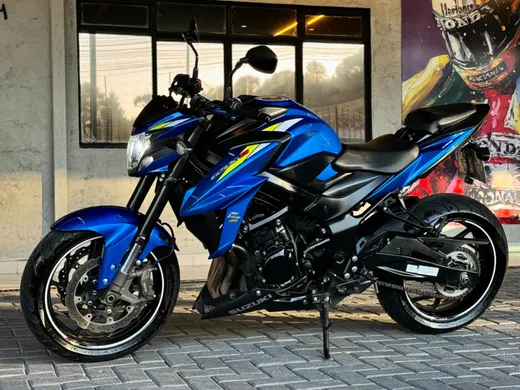 SUZUKI GSX-S 750