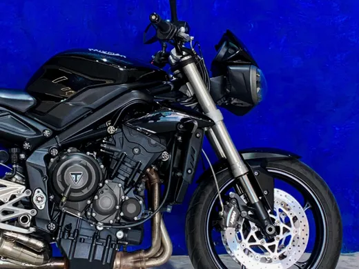 TRIUMPH STREET TRIPLE 765 S