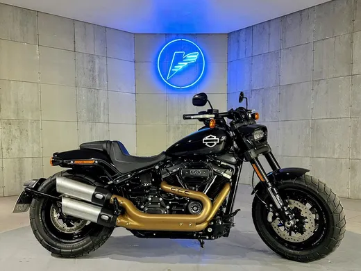 Harley FAT BOB  114