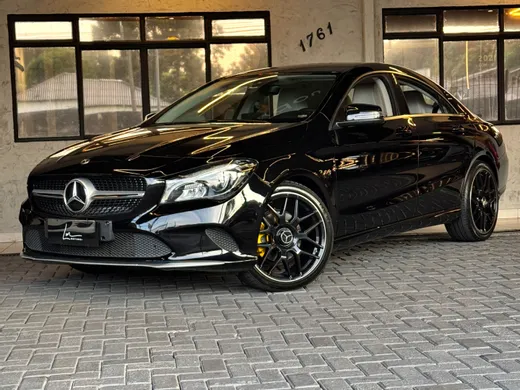 Mercedes CLA-180 1.6 16V 122cv Aut.