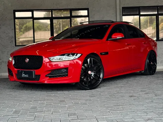 Jaguar XE 2.0 Turbocharged R-Sport Aut.