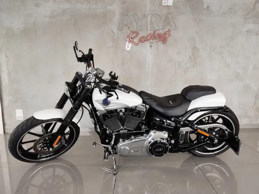 Harley SOFTAIL BREAKOUT FXSB