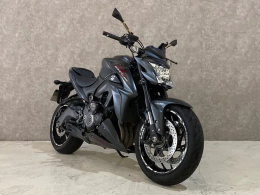 SUZUKI GSX-S 1000