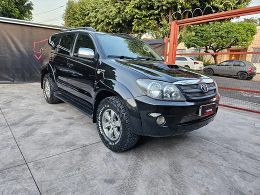 Toyota Hilux SW4 SRV D4-D 4x4 3.0 TDI Dies. Aut