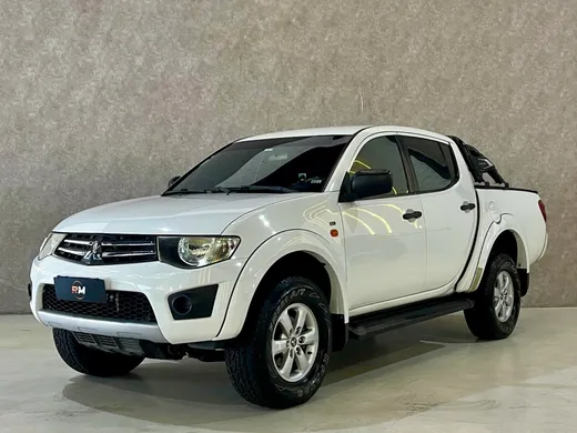 Mitsubishi L200 Triton HLS 2.4 Flex 16V CD Mec.