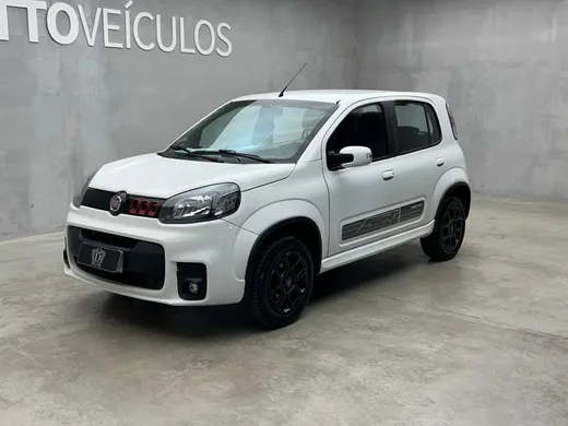 Fiat UNO SPORTING Dualogic 1.4 EVO Flex 8V 4p