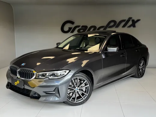 BMW 330i Sport 2.0 TB 16V 4p
