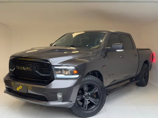 RAM CLASSIC LARAMIE NIGHT ED. 5.7 4X4 Aut.