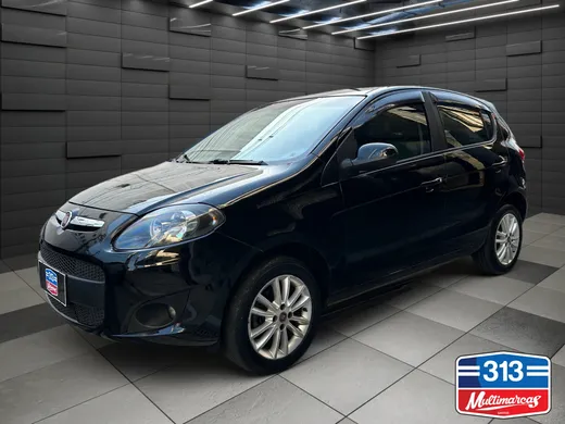 Fiat Palio ESSENCE 1.6 Flex 16V 5p