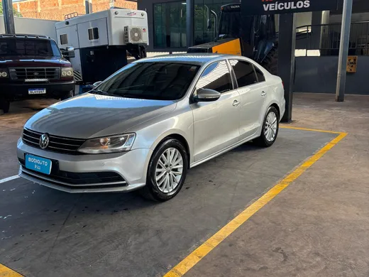 VolksWagen JETTA Comfortline 2.0 T.Flex 8V 4p Tipt.