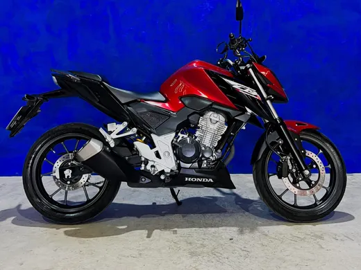 HONDA CB 300F Twister Flex