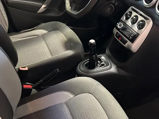 Citroën C3 Origine 1.5 Flex 8V 5p Mec.
