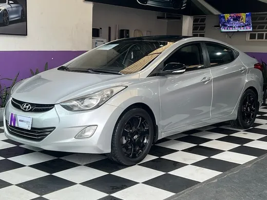 Hyundai Elantra GLS 1.8 16V Aut.
