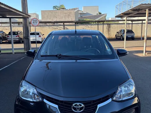 Toyota ETIOS PLATINUM Sed. 1.5 Flex 16V 4p Aut.
