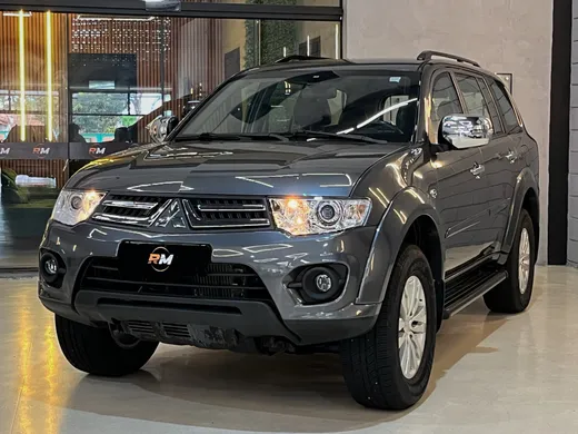 Mitsubishi Pajero HPE 3.5 4x4 Flex 5p Aut.