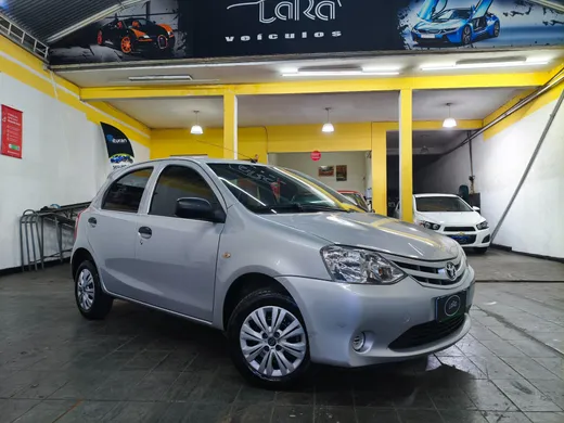 Toyota ETIOS X 1.3 Flex 16V 5p Mec.