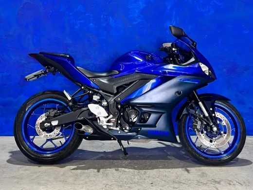 YAMAHA YZF R-3 321/ABS