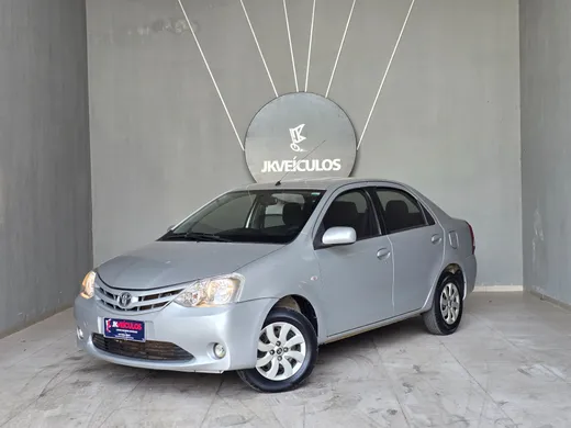 Toyota ETIOS XS Sedan1.5 Flex 16V 4p Mec.
