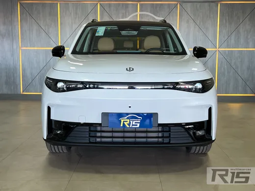 Leapmotor C-10 REEV E27