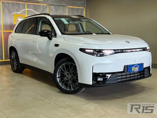 Leapmotor C-10 REEV E27