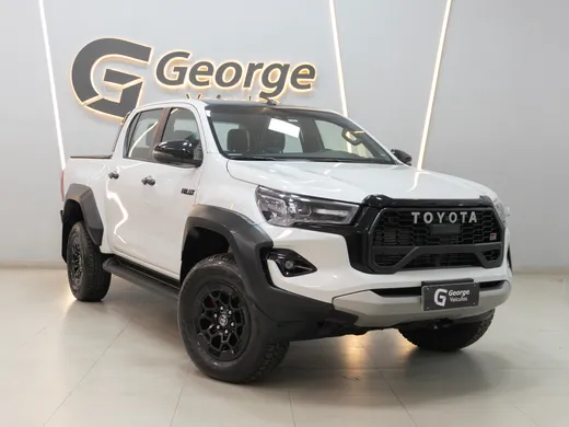 Toyota Hilux CD GR-S 4x4 2.8 TDI Dies. Aut.