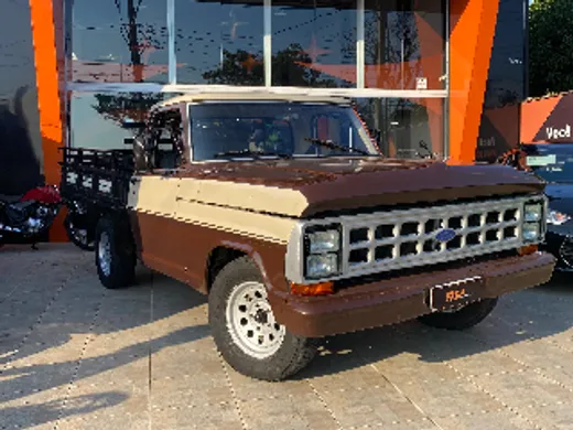 Ford F-1000 CD/Blazer 3.9 Dies.