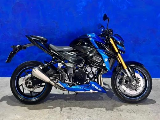 SUZUKI GSX-S 750