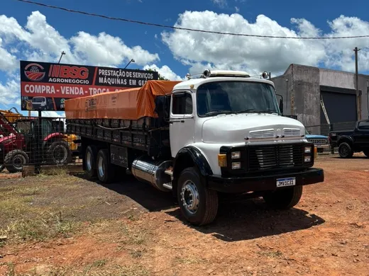 MERCEDES-BENZ L-2216 3-Eixos 2p (diesel)