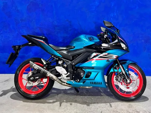 YAMAHA YZF R-3 321/ABS