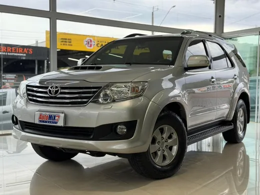 Toyota Sw4 srv 4x4 diesel